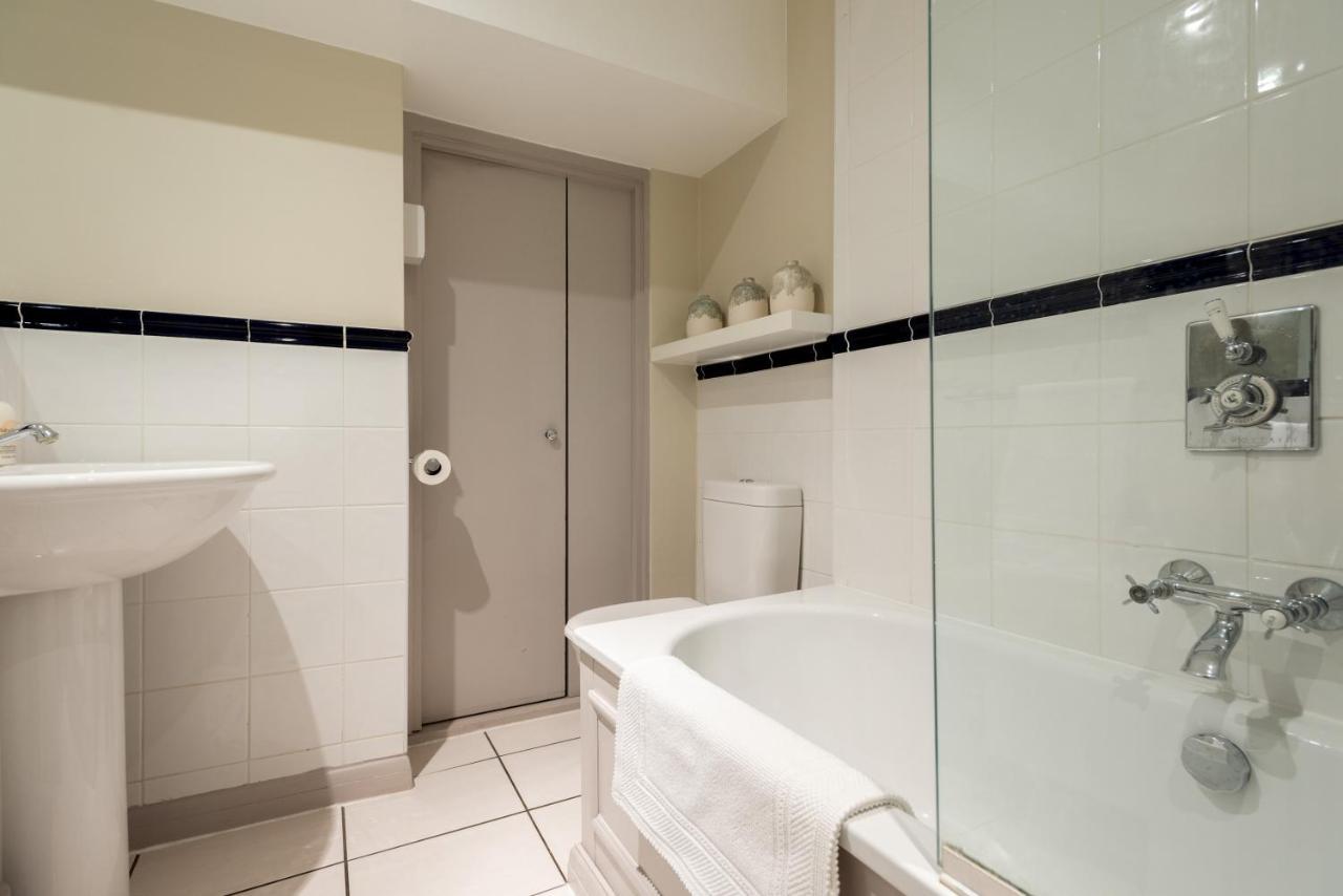 The Luxe Chelsea Townhouse Lägenhet London Exteriör bild